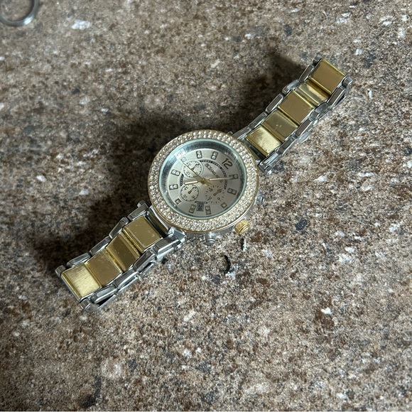 Michael Kors Silver Gold Wristwatch - Picture 2 of 6